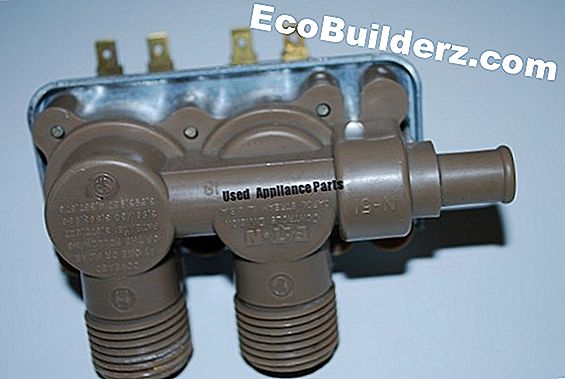 Kenmore 41742042100 Mesin Cuci Beban Depan Memiliki Kebocoran Air Ke Lantai