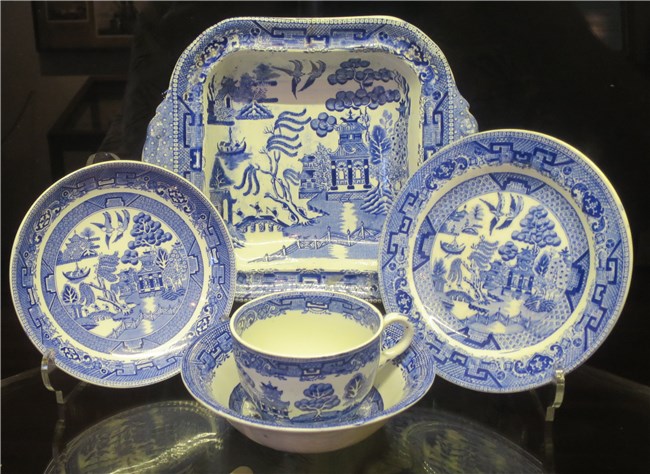 Blue Willow Dishware Facts
