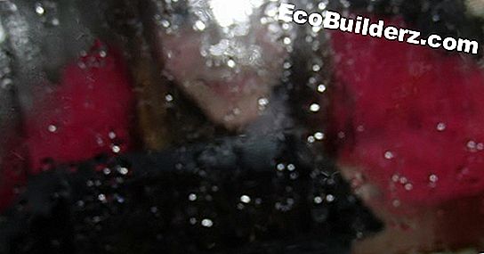 Hoe hulpmiddelen te schenken aan Habitat for Humanity