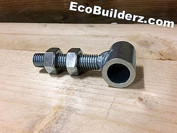 Hoe te tuinmeubilair met PVC-pijp te maken