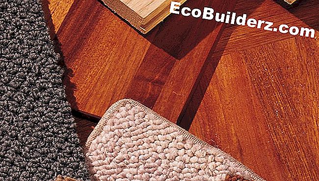 El costo puede ser un problema. Una solución es reservar una habitación para madera dura y alfombrar el resto.