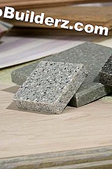 Cómo redondear los bordes del azulejo de granito