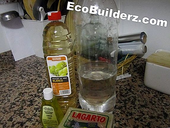 Cómo hacer desinfectante de aceite de pino