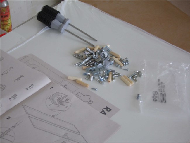Timmerwerk: Een Ikea-bed in elkaar zetten