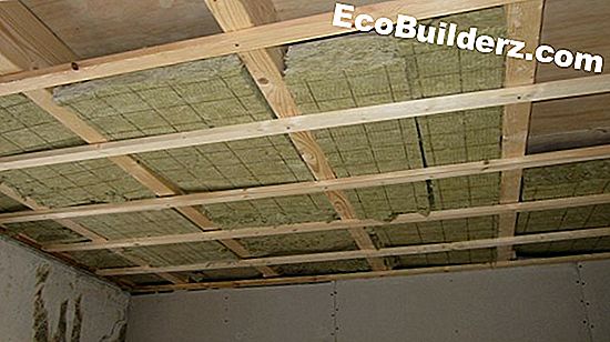 Elektriciteit: Hoe een gewelfd plafond te verlagen