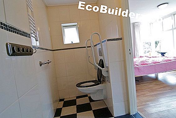 Loodgieterswerk: Hoe een rolstoeltoegankelijke badkamer te bouwen