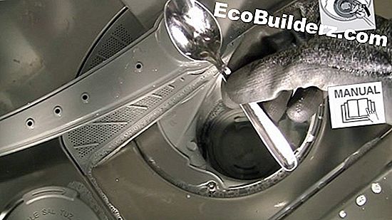 Loodgieterswerk: Mijn Bosch afwasmachine ruikt slecht